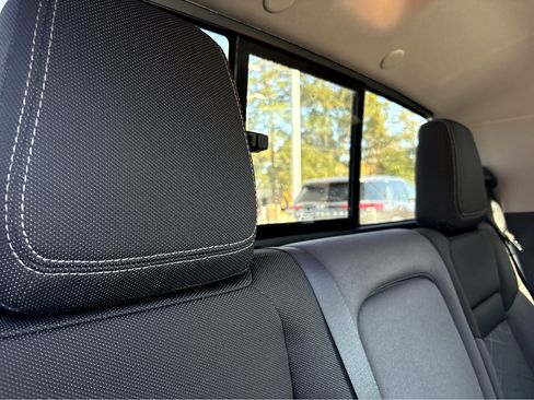 New 2026 Nissan Frontier SV image 13