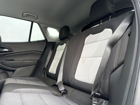 Used 2024 Chevrolet Trax LS w/ LS Convenience Package image 29