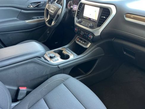 Used 2023 GMC Acadia SLE w/ Driver Convenience Package FWD image 21