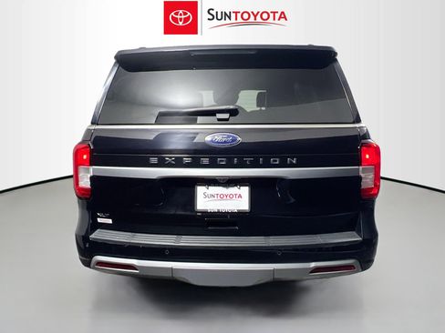 Used 2024 Ford Expedition XLT AWD/4WD image 5