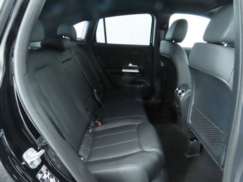 Certified 2025 Mercedes-Benz GLA 250 image 24