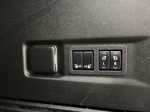 Certified 2024 Chevrolet Tahoe RST w/ Sport Performance Package image 35