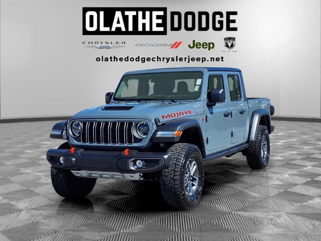 Used 2026 Jeep Gladiator Mojave AWD/4WD image 1