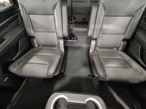 Used 2021 GMC Yukon Denali w/ Denali Ultimate Package AWD/4WD image 25