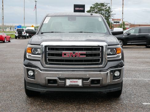 Used 2015 GMC Sierra 1500 SLT w/ SLT Crew Cab Value Package AWD/4WD image 4
