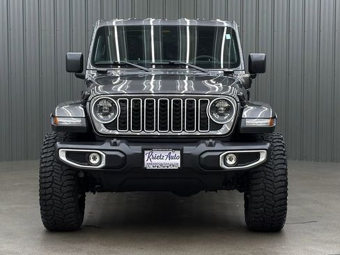 Used 2025 Jeep Wrangler Unlimited Sahara w/ Safety Group AWD/4WD image 8