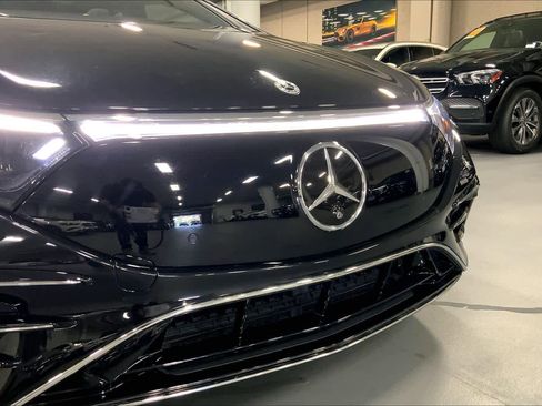Certified 2023 Mercedes-Benz EQS 580 4MATIC Sedan image 29