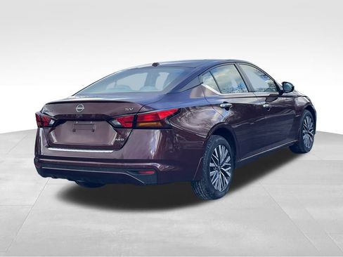 Certified 2023 Nissan Altima 2.5 SV image 4