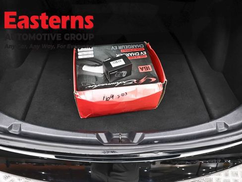 Used 2018 Tesla Model 3 Long Range image 9