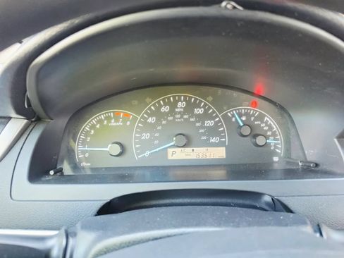 Used 2012 Toyota Camry FWD image 15