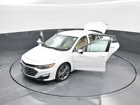 Used 2024 Chevrolet Malibu LT image 46