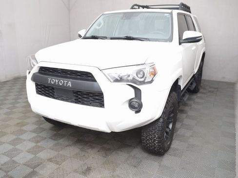 Certified 2023 Toyota 4Runner SR5 Premium image 1