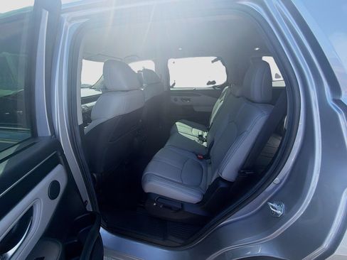 Certified 2025 Honda Pilot EX-L image 23