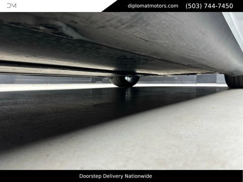 Used 2023 Tesla Model Y Performance image 43