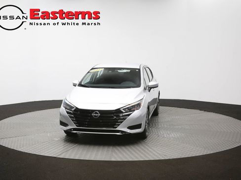 Used 2025 Nissan Versa SV FWD image 52