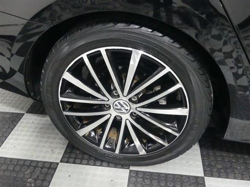 Used 2016 Volkswagen Jetta Sport image 15