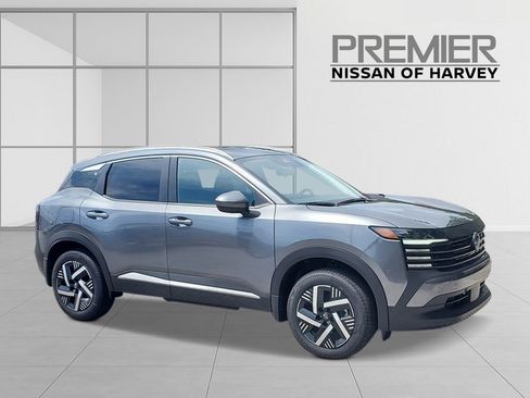 New 2026 Nissan Kicks SV w/ SV Premium Package image 2