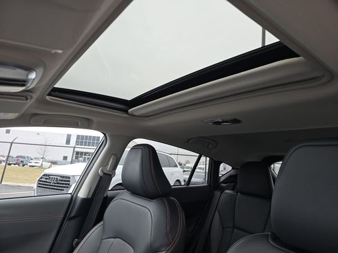 Certified 2025 Subaru Crosstrek 2.5i Limited w/ Crosstrek Mirror Package image 19