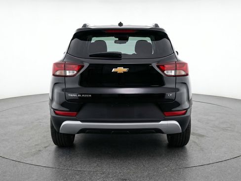 Used 2025 Chevrolet TrailBlazer LT FWD image 7