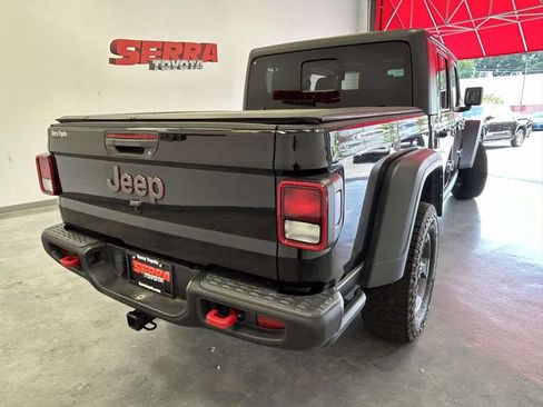 Used 2022 Jeep Gladiator Rubicon AWD/4WD image 3