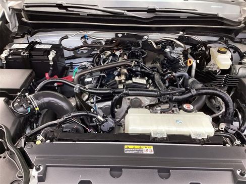 Used 2024 Toyota Tacoma TRD Sport image 32