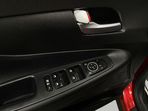 Used 2019 Hyundai Santa Fe SE AWD/4WD image 30