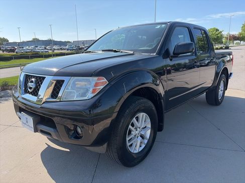 Used 2019 Nissan Frontier SV w/ Value Truck Package AWD/4WD image 4