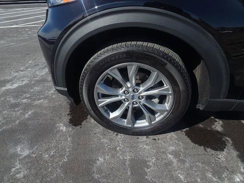 Certified 2023 Ford Explorer XLT w/ Equipment Group 202A image 17