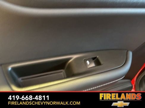 New 2025 Chevrolet Blazer LT w/ Convenience Package image 35