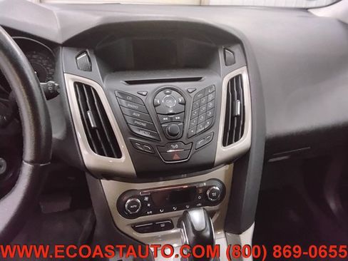 Used 2012 Ford Focus SEL image 9