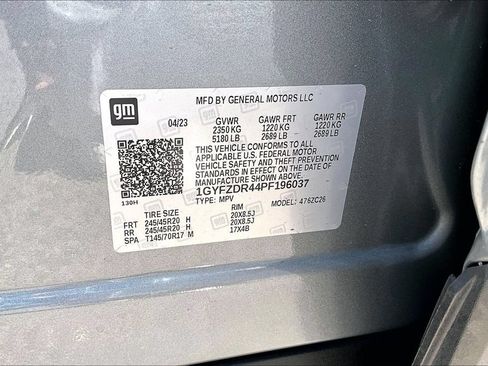 Certified 2023 Cadillac XT4 Premium Luxury w/ Cold Weather Package AWD/4WD image 35