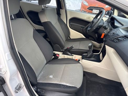 Used 2013 Ford Fiesta S image 6