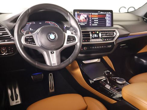 Used 2023 BMW X4 xDrive30i w/ M Sport Package AWD/4WD image 2