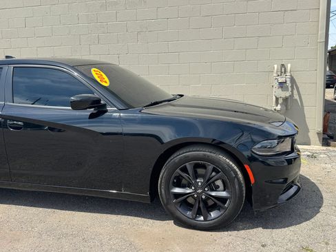 Used 2023 Dodge Charger SXT w/ Blacktop Package AWD/4WD image 8