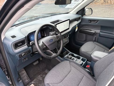 Used 2025 Ford Maverick XLT w/ XLT Luxury Package AWD/4WD image 3