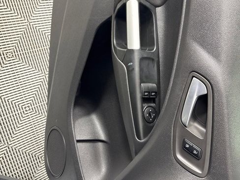 Used 2017 Ford Transit Connect XLT image 11