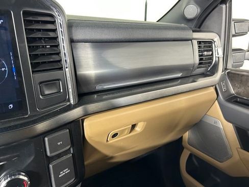 Used 2024 Ford F250 Lariat AWD/4WD image 33