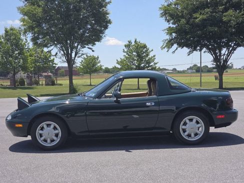Used 1991 MAZDA MX-5 Miata RWD image 5