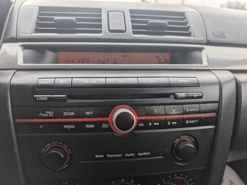 Used 2006 MAZDA MAZDA3 s image 16