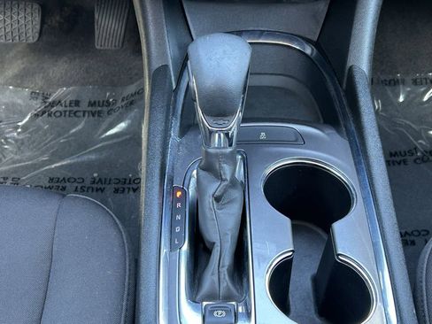 Used 2023 Chevrolet Malibu LT image 16