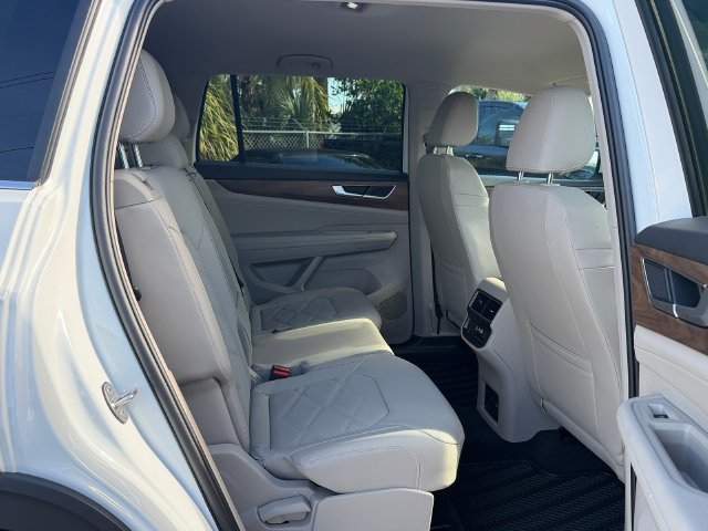 Certified 2026 Volkswagen Atlas SE FWD image 16