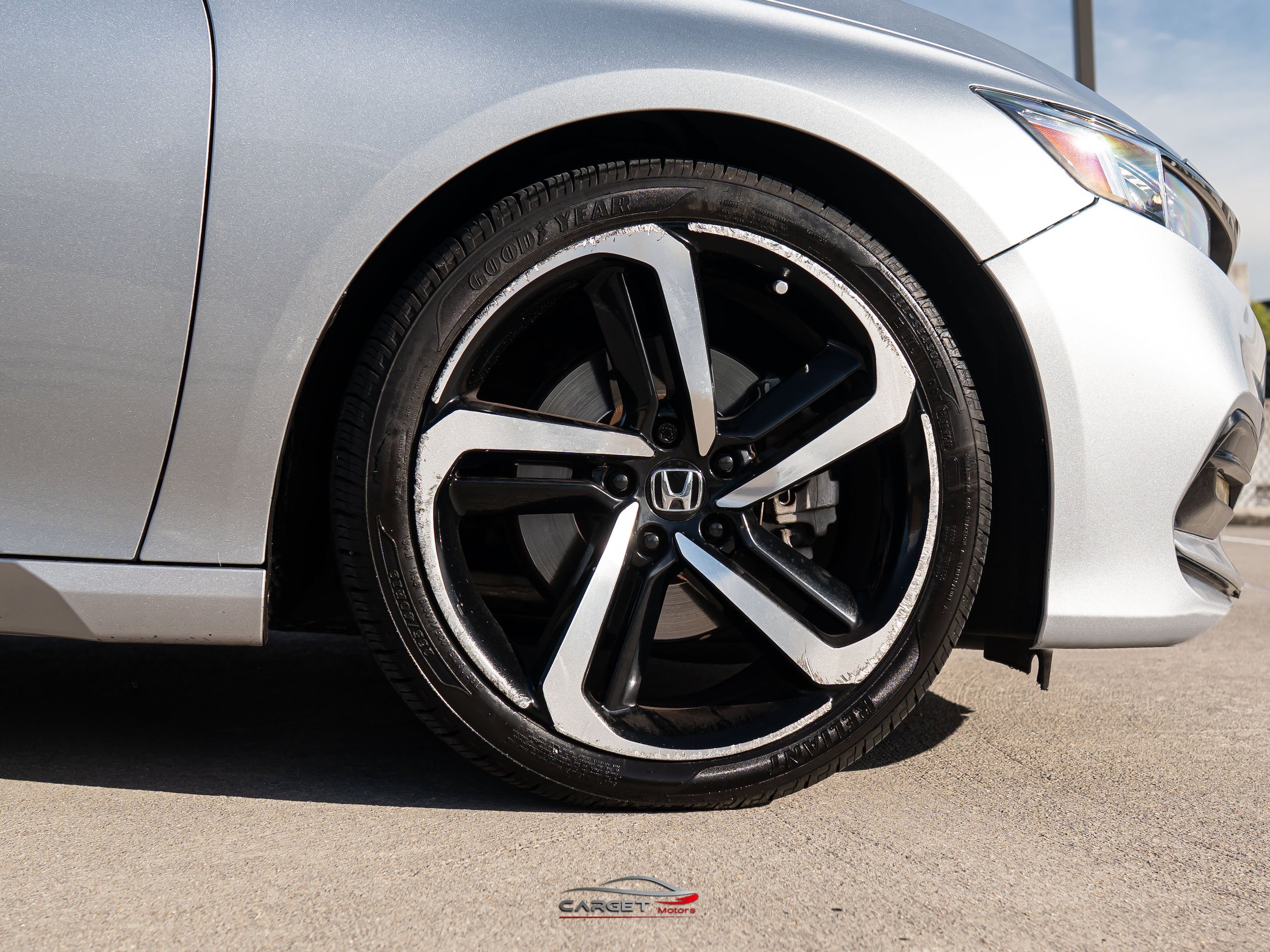 Used 2019 Honda Accord Sport image 9