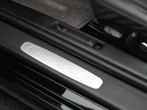 Used 2006 Porsche 911 Carrera S RWD image 51