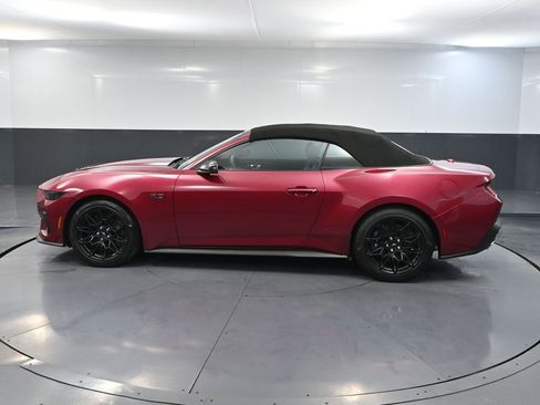 Used 2025 Ford Mustang GT Premium w/ GT Performance Package image 11