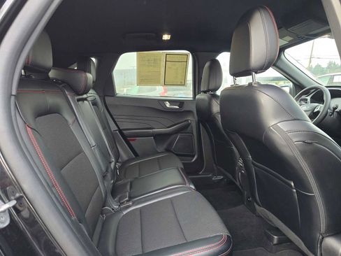 Used 2025 Ford Escape ST-Line image 12