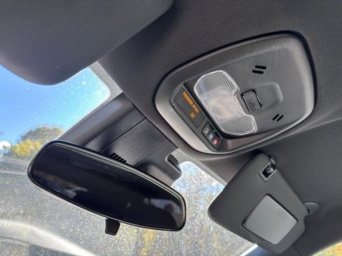 Used 2024 Chevrolet Trax RS w/ Driver Confidence Package image 29