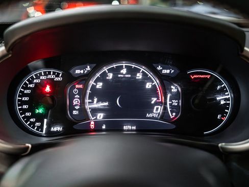 Used 2014 SRT Viper GTS w/ GTS Laguna Interior Package image 10