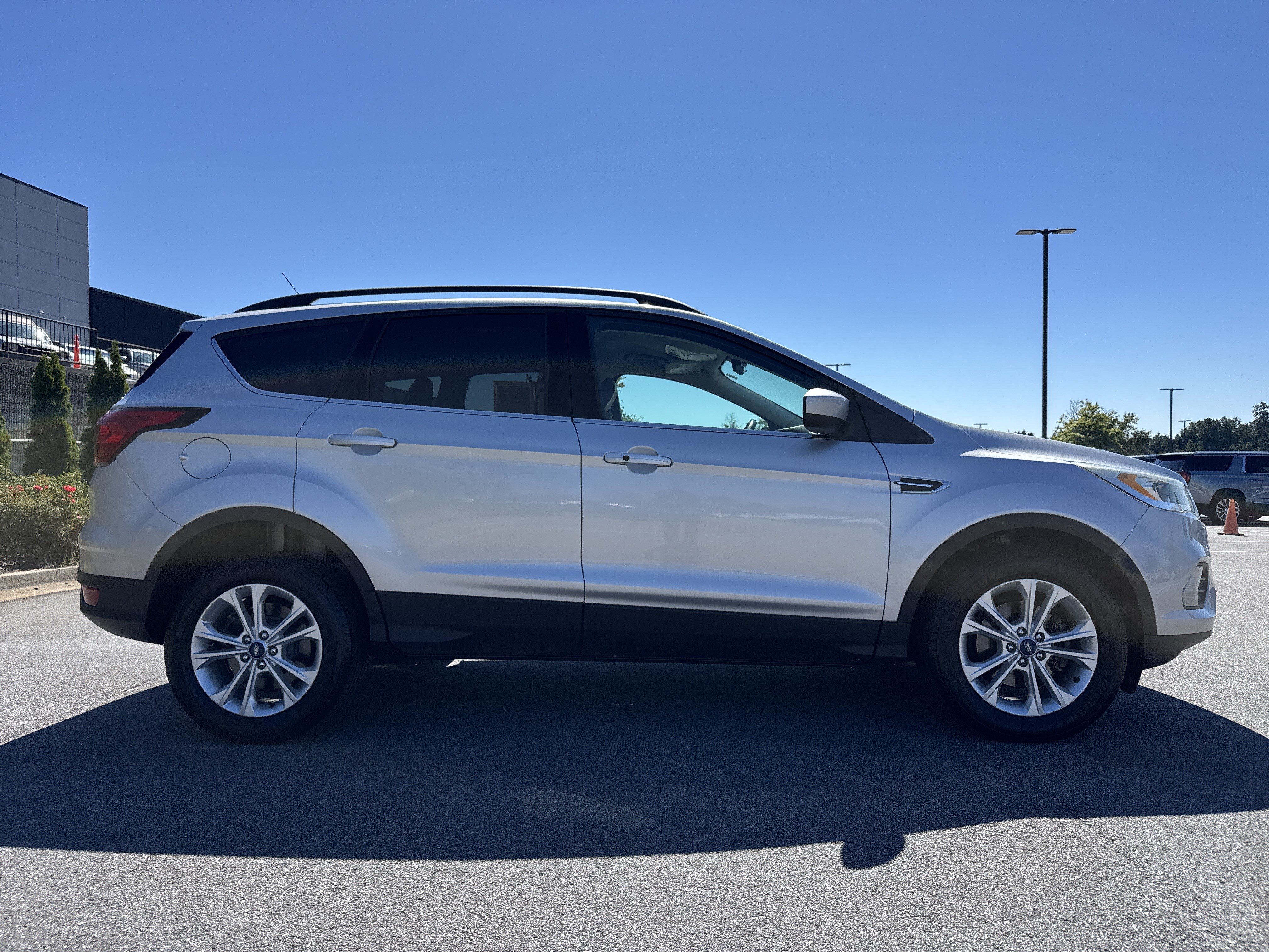 Used 2019 Ford Escape SEL FWD image 20