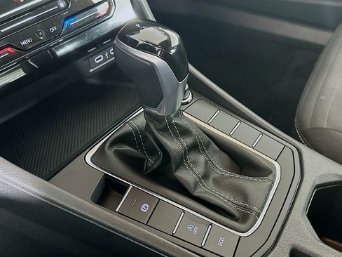 Used 2025 Volkswagen Jetta S image 24