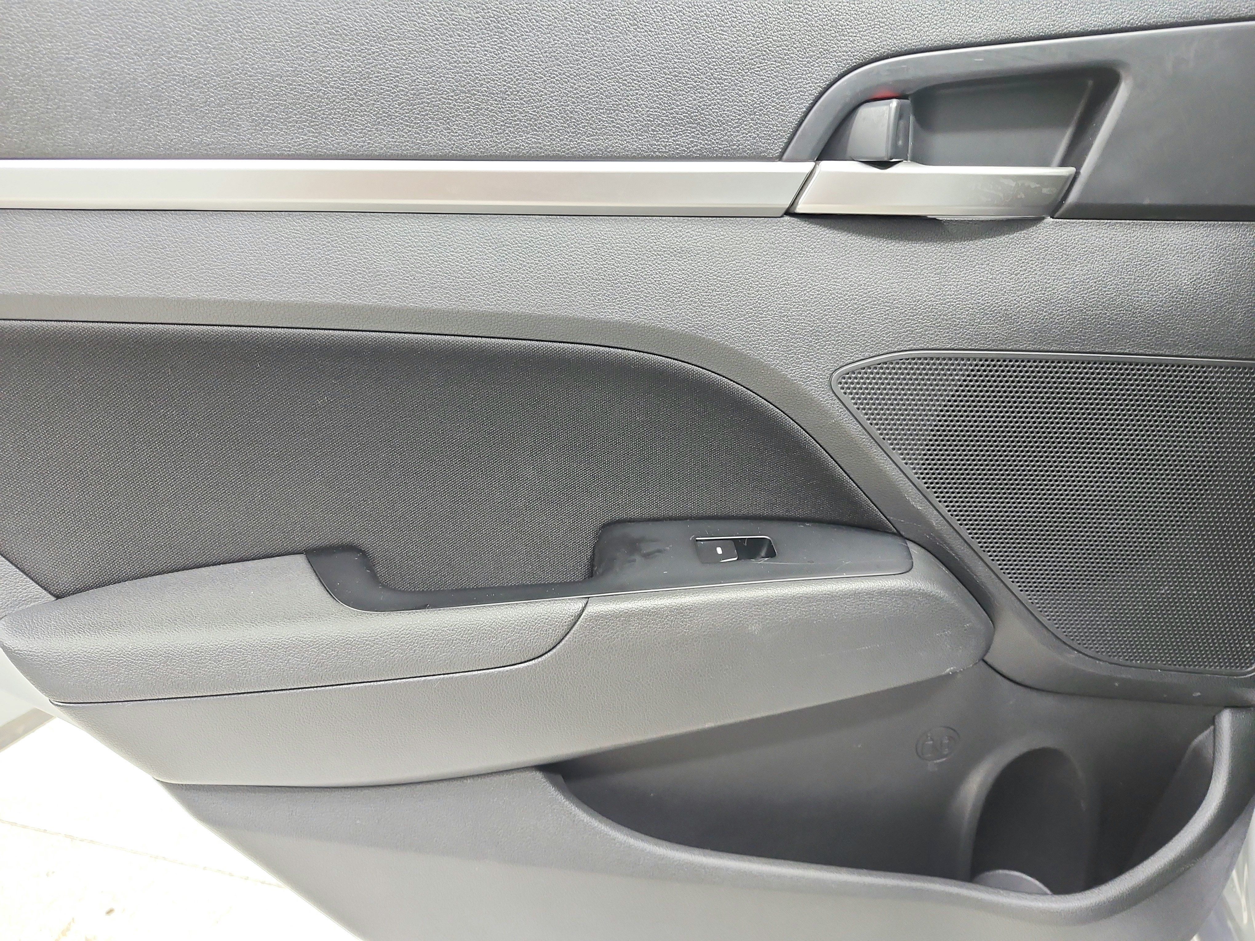 Used 2020 Hyundai Elantra Value Edition w/ Cargo Package (C1) FWD image 36